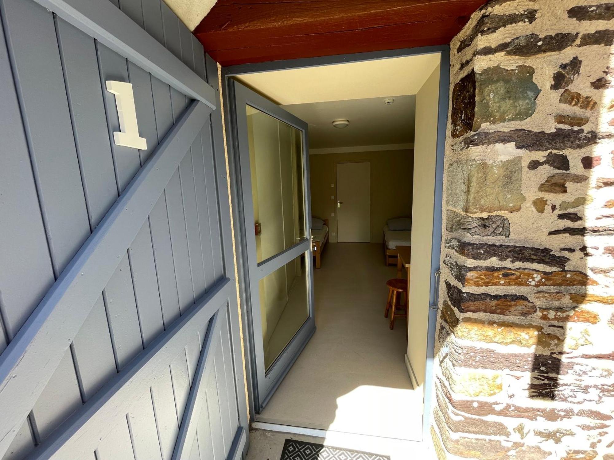 Auberge Val Sans Retour Trehorenteuc ภายนอก รูปภาพ